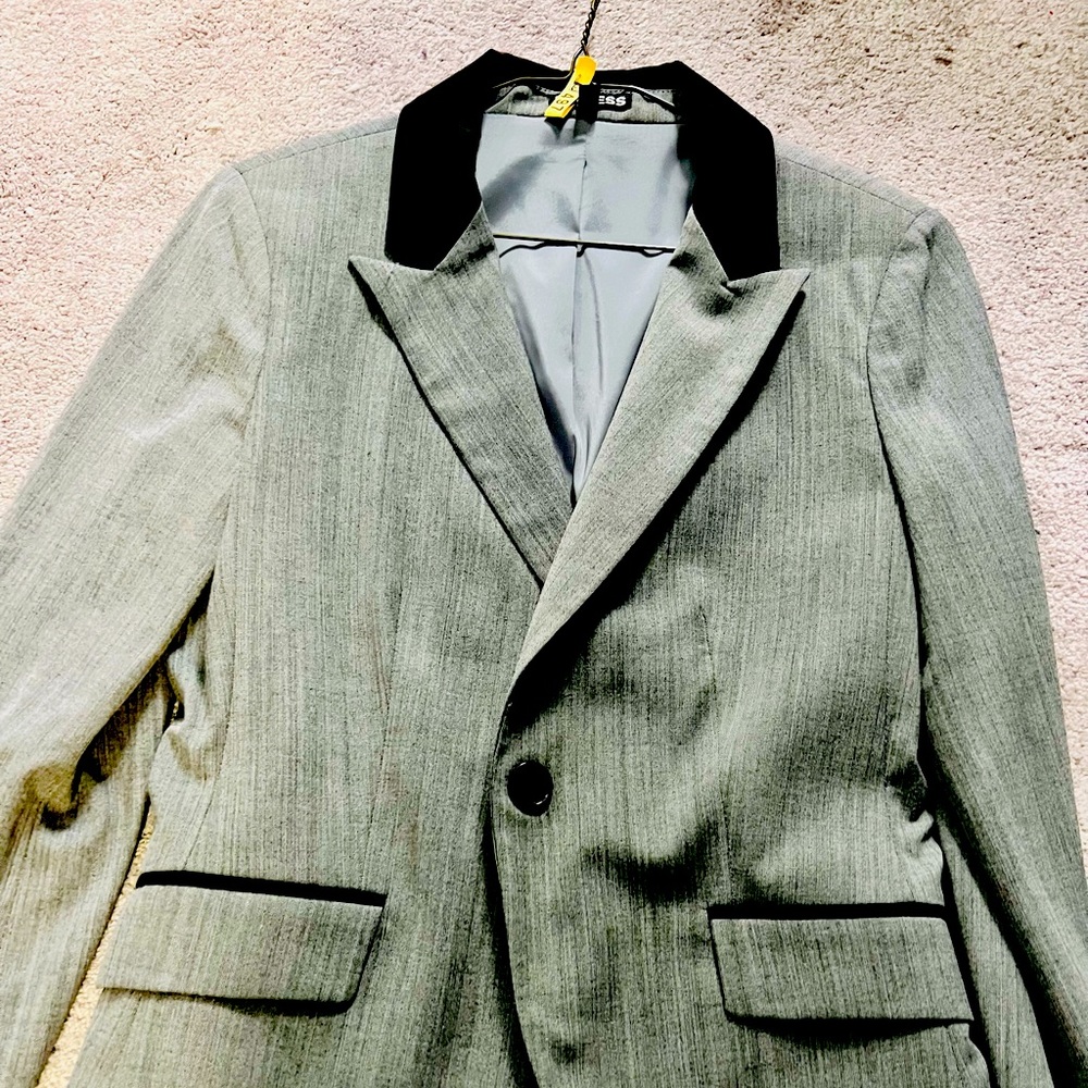 EXPRESS BLAZER AND SKIRT